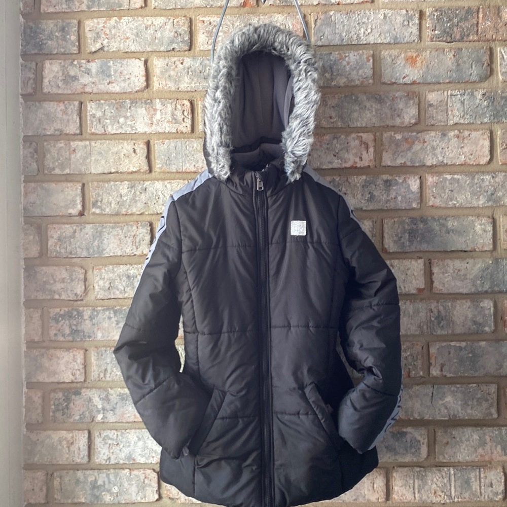 Calvin Klein puffer jacket/ coat